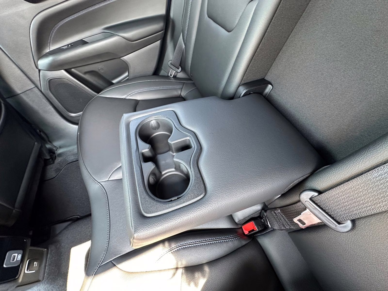 2025 Hydro Blue Pearlcoat Jeep Compass Limited 4X4 SUV