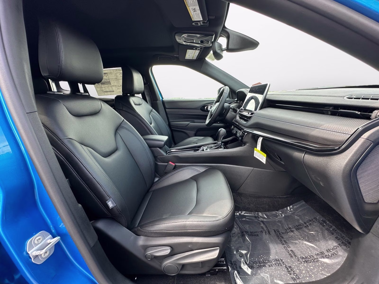 2025 Hydro Blue Pearlcoat Jeep Compass Limited 4X4 SUV