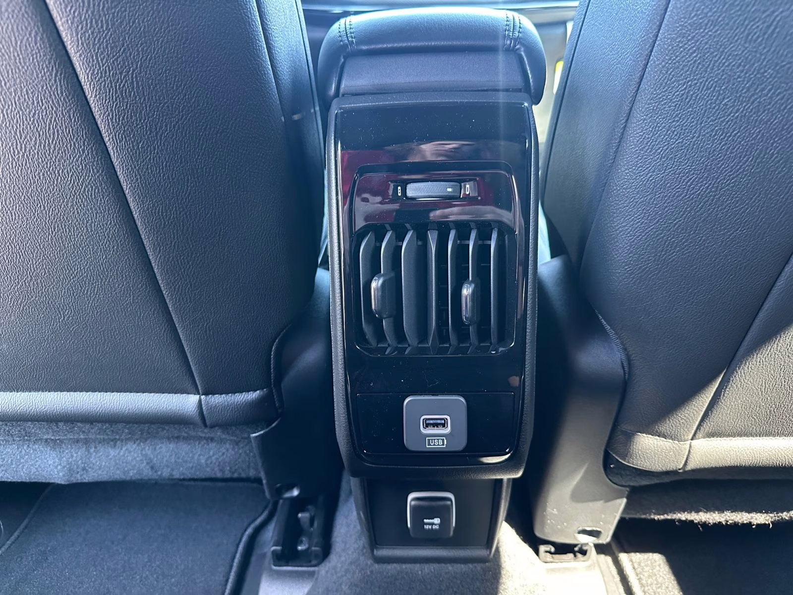 2025 Red Hot Pearlcoat Jeep Compass Limited 4X4 SUV