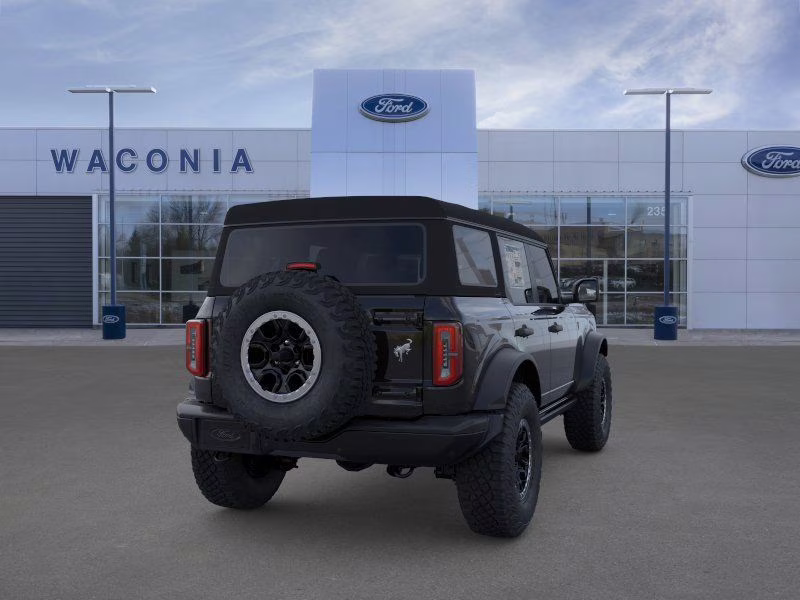 2025 Shadow Black Ford Bronco Badlands 4X4 SUV