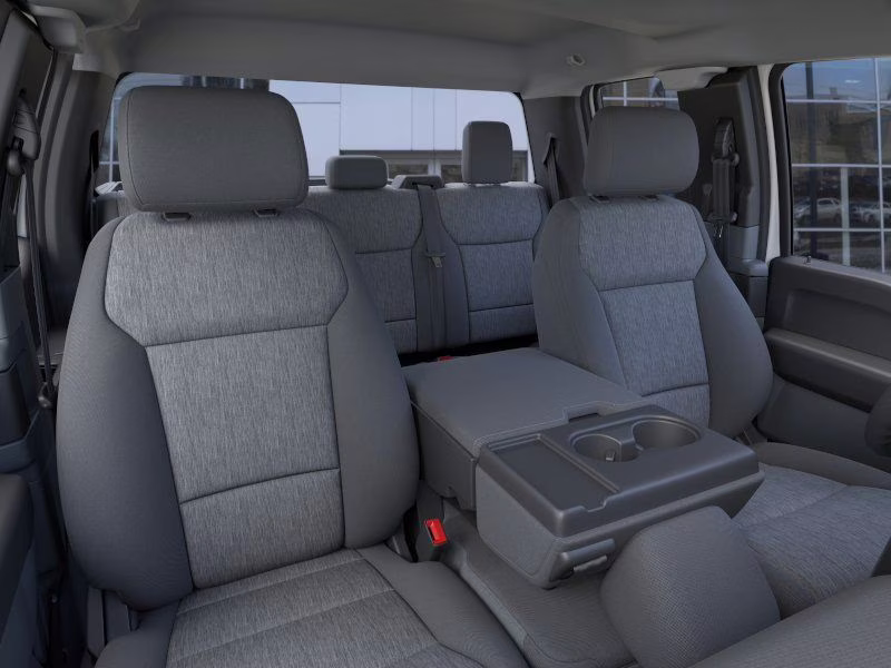 2025 Oxford White Ford F-150 XL 4X4 Truck