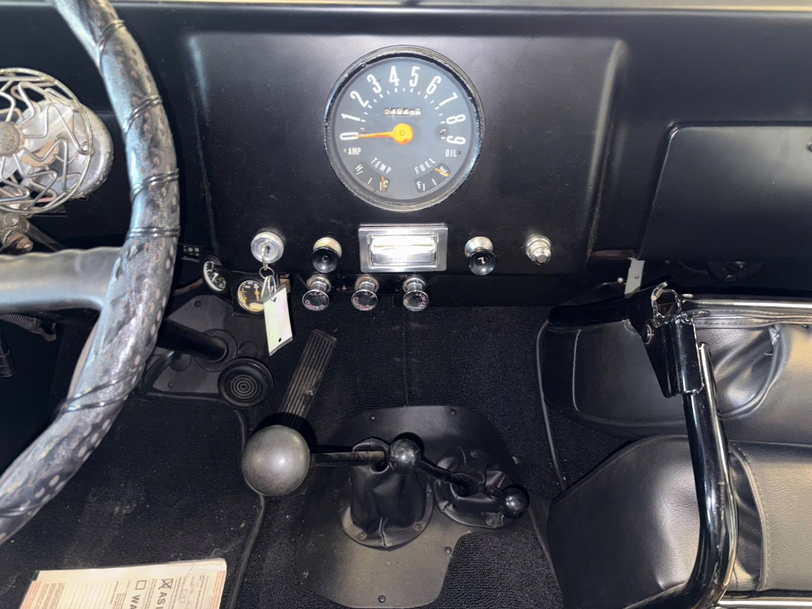 1962 Gray Jeep Jeep Jeep Crossover