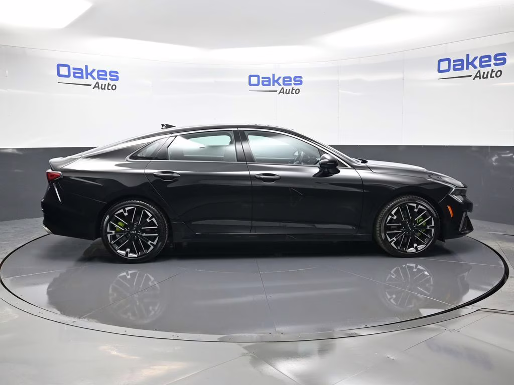 2026 Aurora Black Pearl Kia K5 GT FWD Sedan