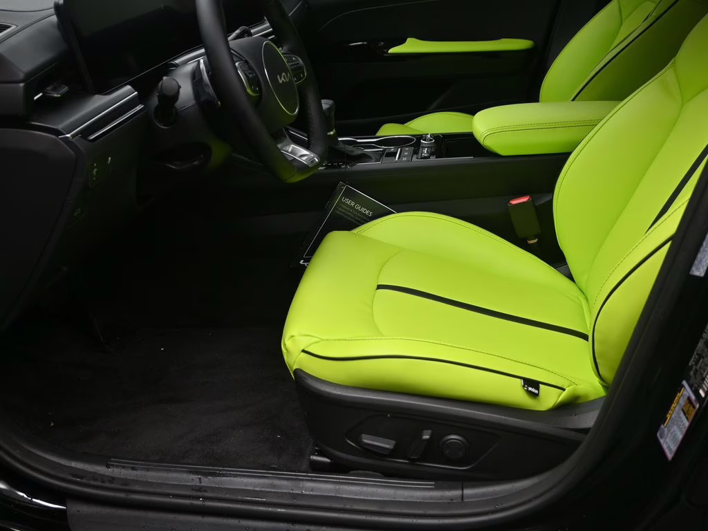 2026 Aurora Black Pearl Kia K5 GT FWD Sedan