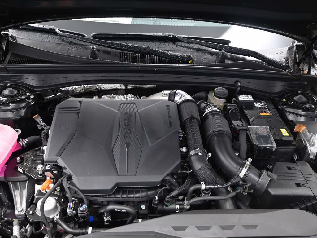 2026 Aurora Black Pearl Kia K5 GT FWD Sedan