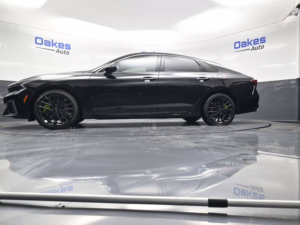 2026 Aurora Black Pearl Kia K5 GT FWD Sedan