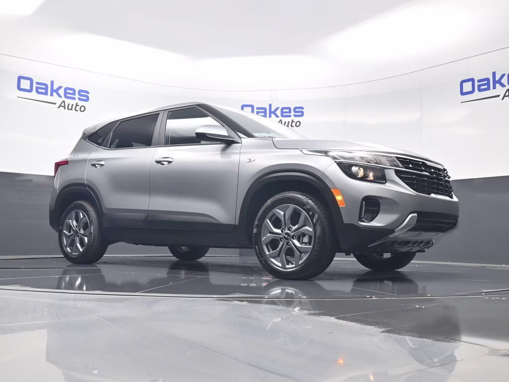 2026 Steel Gray Kia Seltos LX AWD SUV