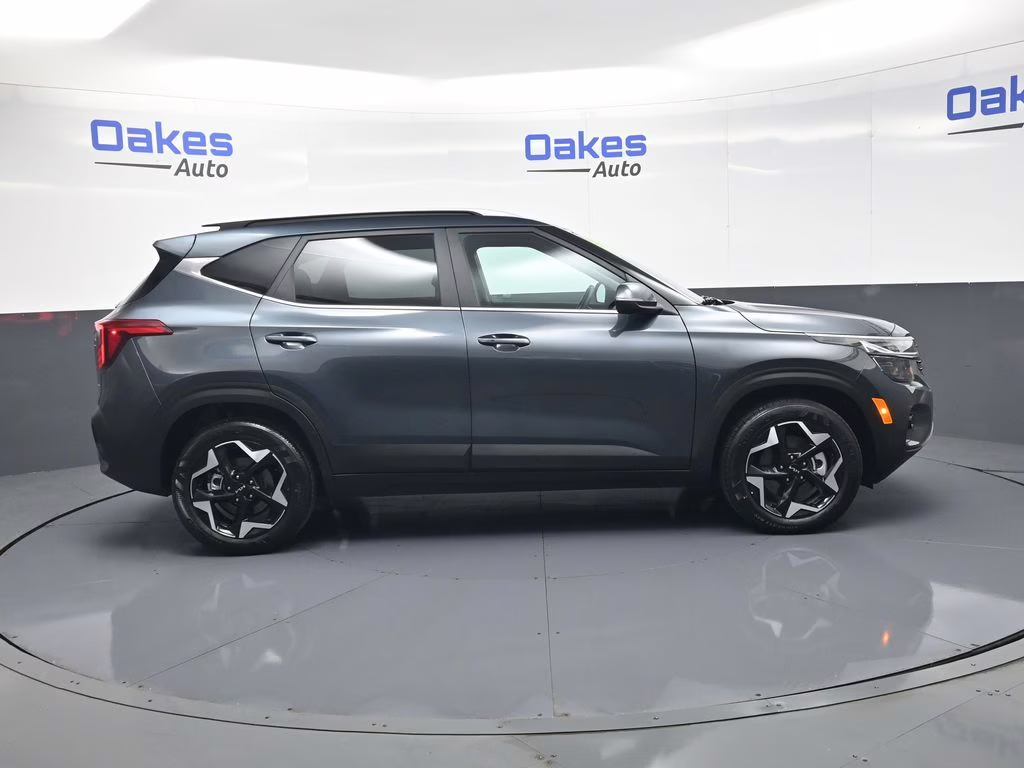 2026 Gravity Gray Kia Seltos EX AWD SUV