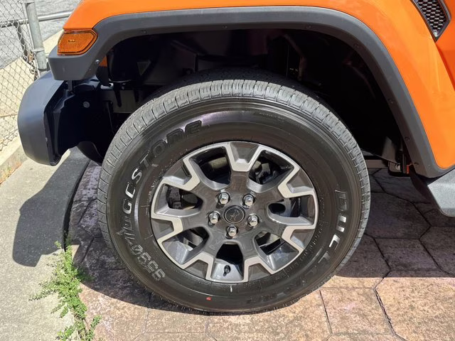 2025 Joose Jeep Wrangler Sahara 4X4 Convertible