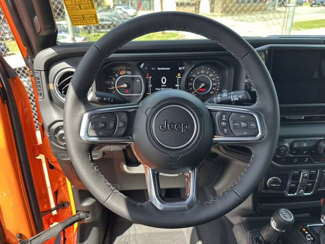 2025 Joose Jeep Wrangler Sahara 4X4 Convertible