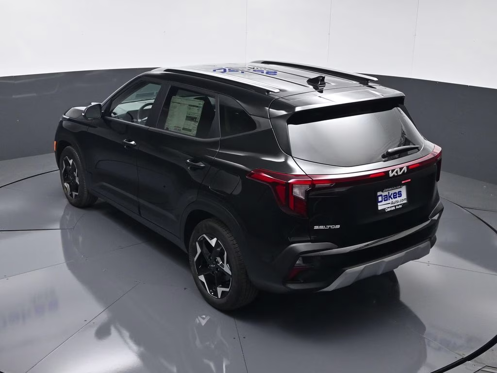 2026 Fusion Black Kia Seltos S FWD SUV