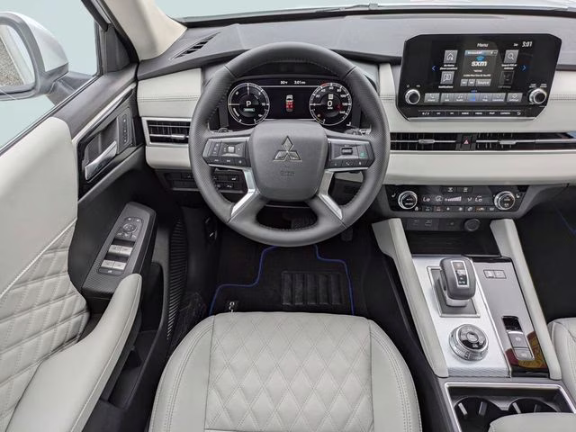 2025 White Diamond Mitsubishi Outlander PHEV SEL 4X4 SUV