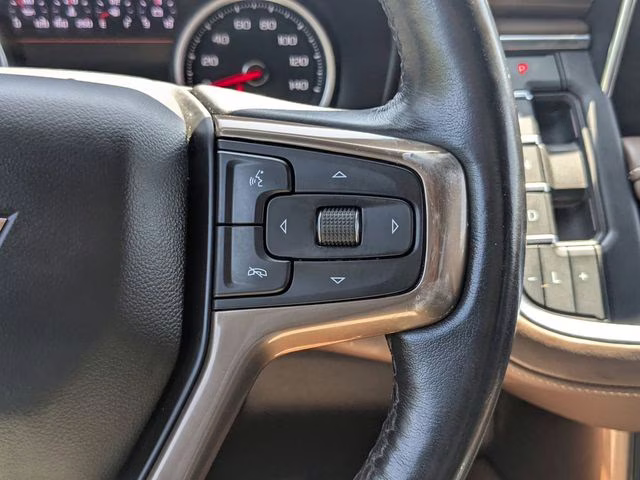 2021 Midnight Blue Metallic Chevrolet Suburban High Country 4X4 SUV