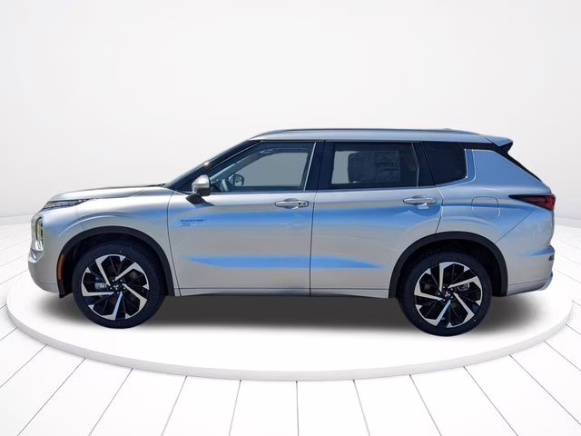 2025 Alloy Silver Metallic Mitsubishi Outlander PHEV SEL 4X4 SUV