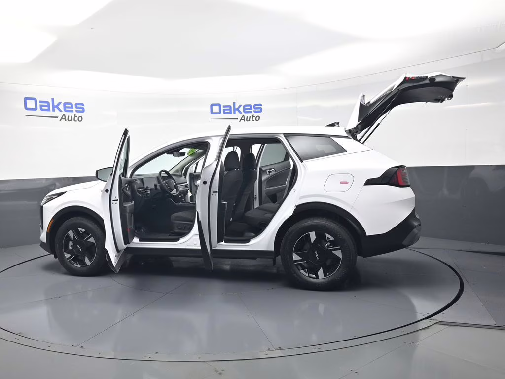2026 Glacial White Pearl Kia Sportage LX AWD SUV