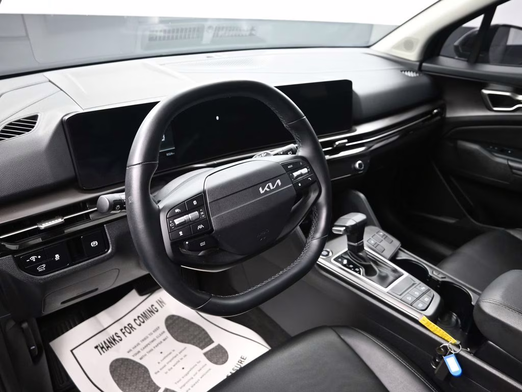 2026 Ebony Black Kia Sportage EX FWD SUV