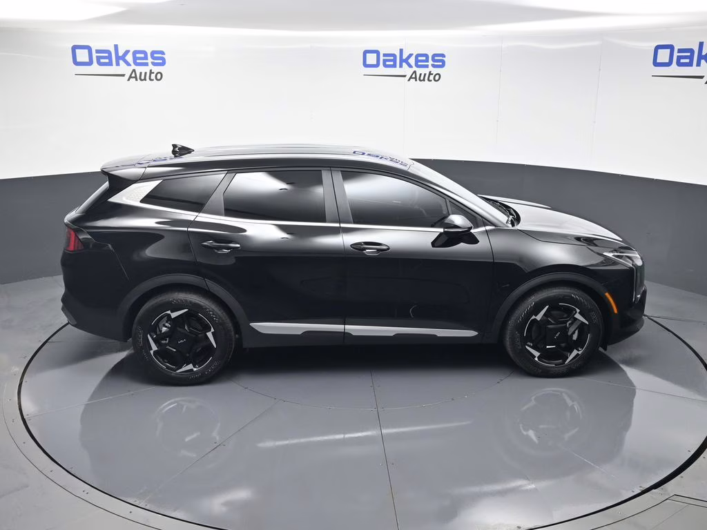 2026 Ebony Black Kia Sportage EX FWD SUV