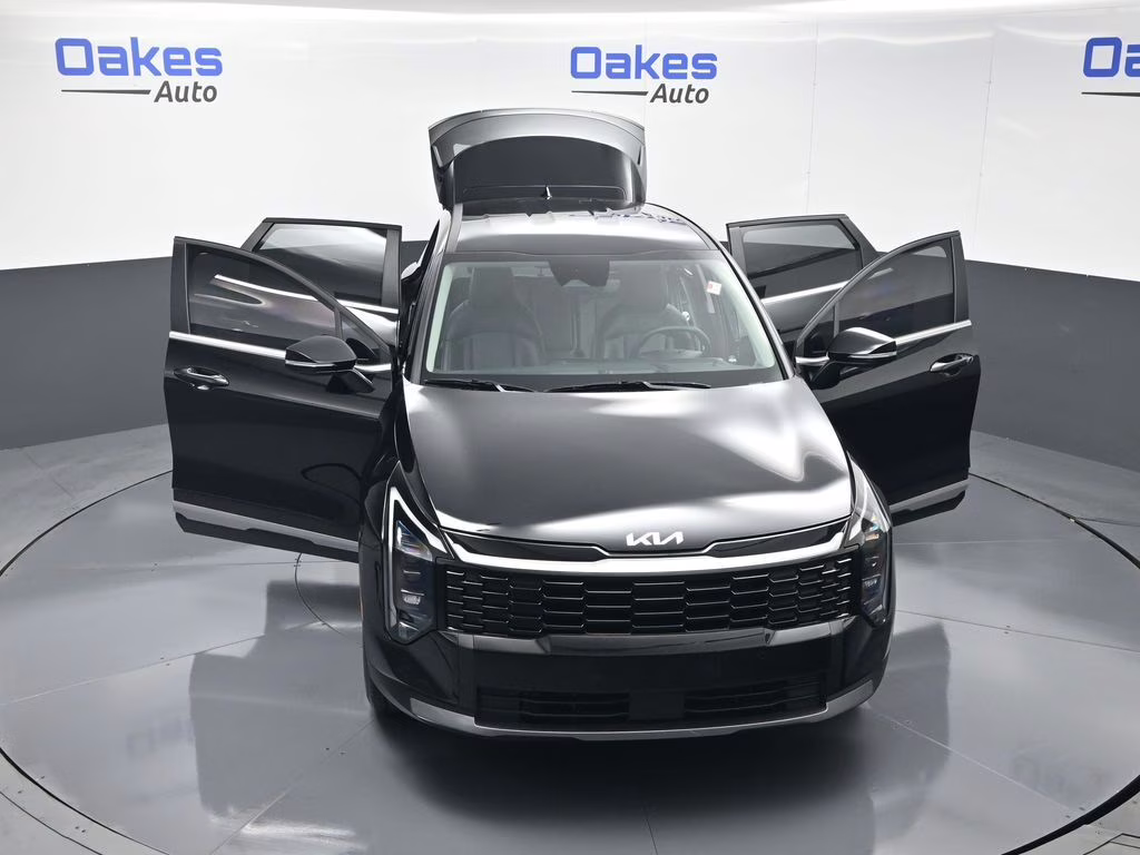 2026 Ebony Black Kia Sportage EX FWD SUV