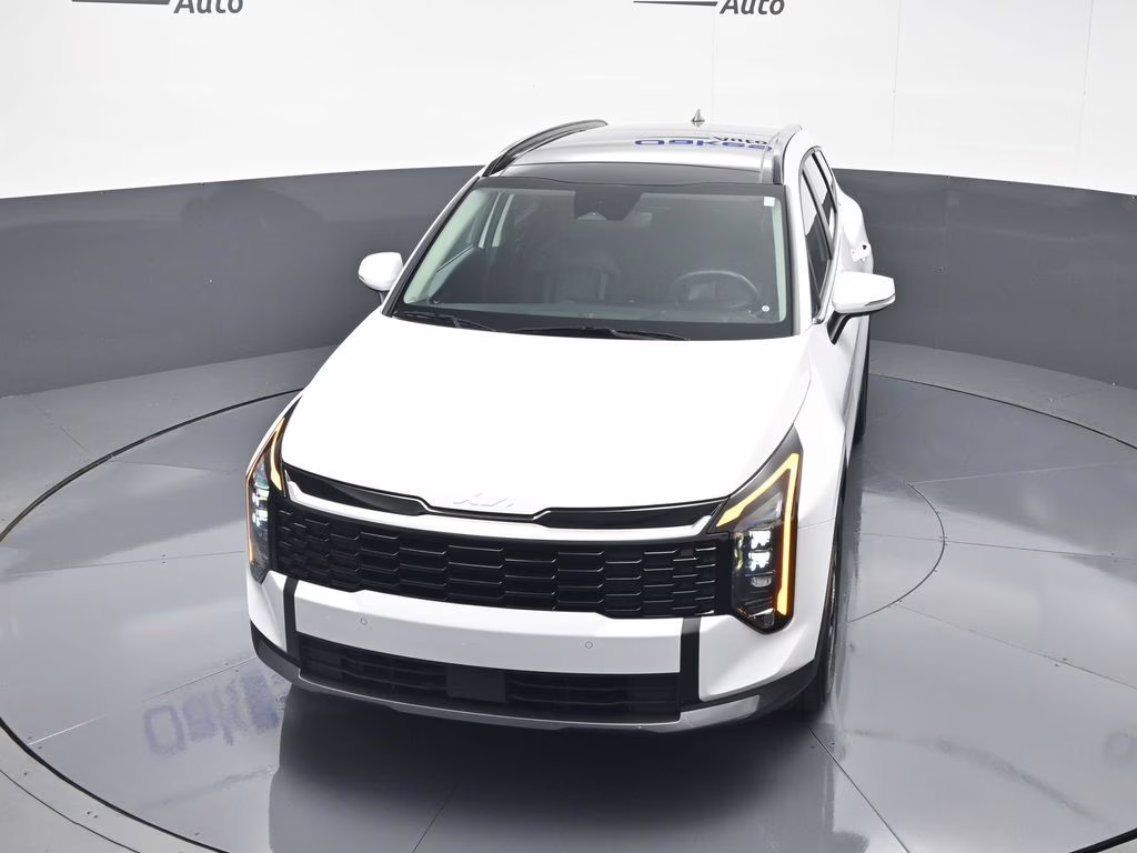 2026 Glacial White Pearl Kia Sportage EX FWD SUV