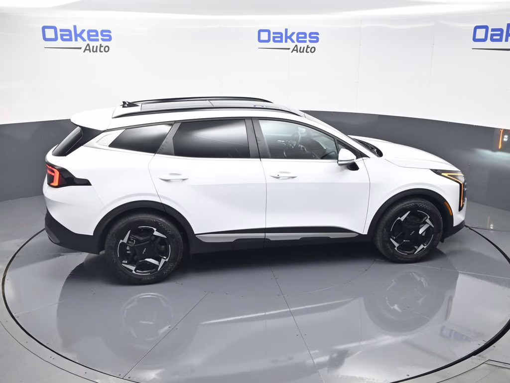 2026 Glacial White Pearl Kia Sportage EX FWD SUV
