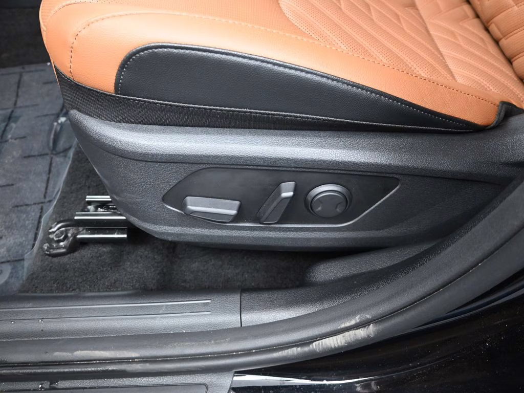 2026 Ebony Black Kia Sportage X-Line AWD SUV