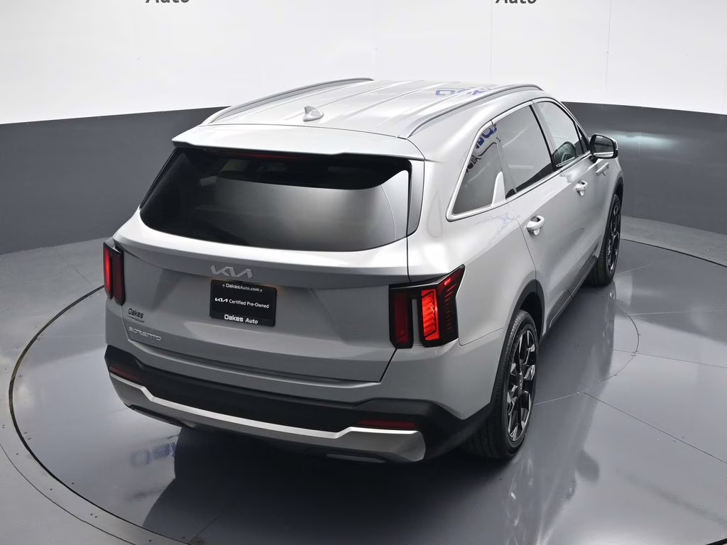 2025 Wolf Gray Kia Sorento EX FWD SUV