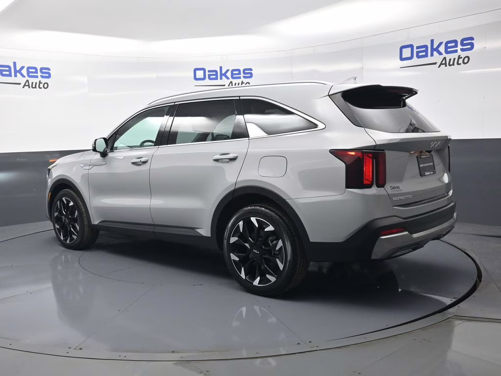 2025 Wolf Gray Kia Sorento EX FWD SUV