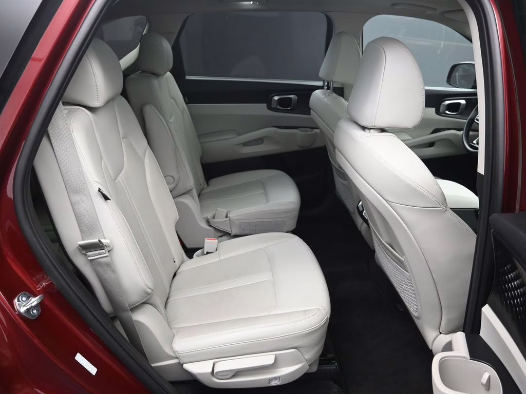 2025 Dawning Red Kia Sorento EX FWD SUV