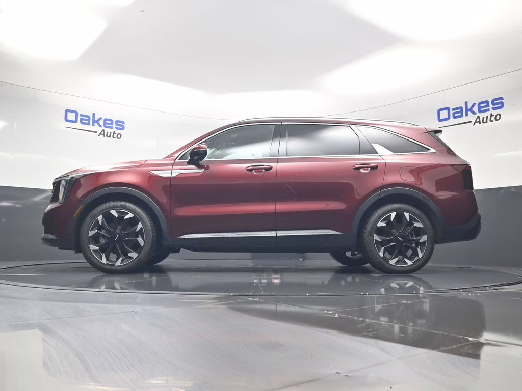 2025 Dawning Red Kia Sorento EX FWD SUV