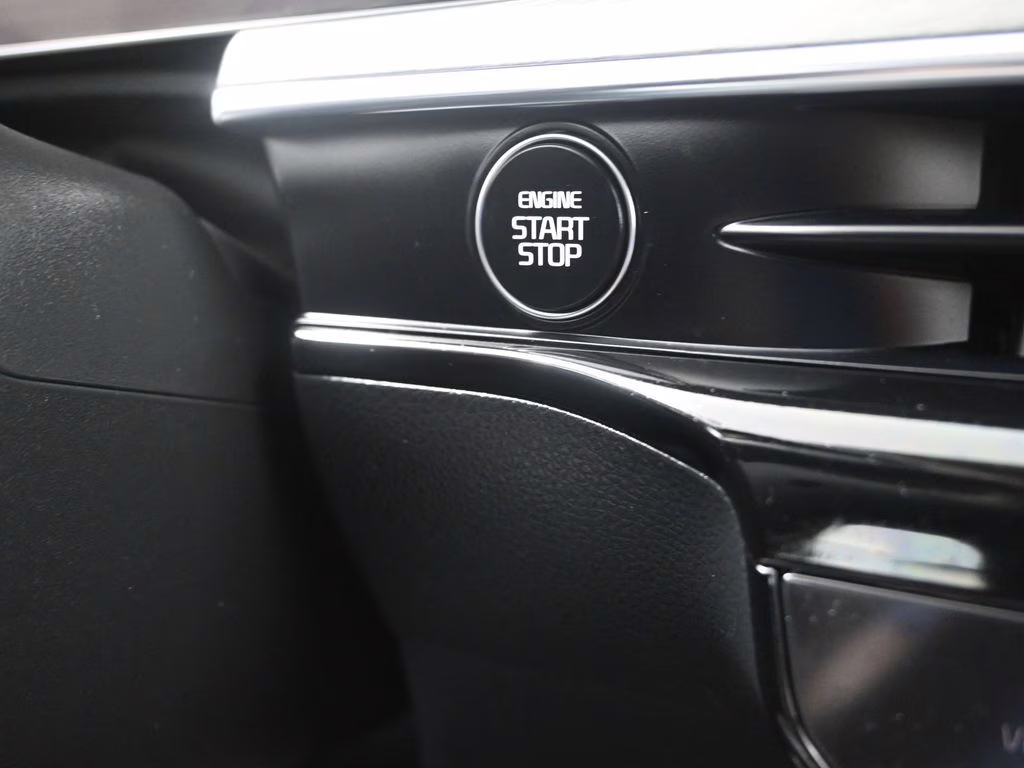 2025 Snow White Pearl Kia K5 EX FWD Sedan