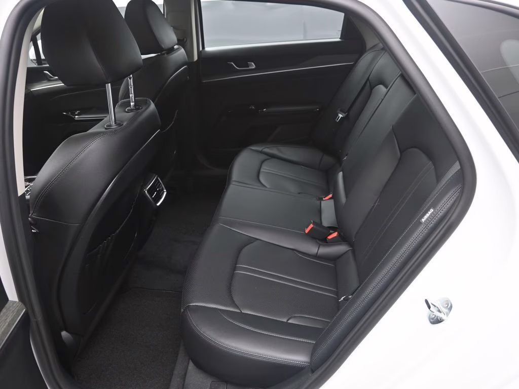 2025 Snow White Pearl Kia K5 EX FWD Sedan