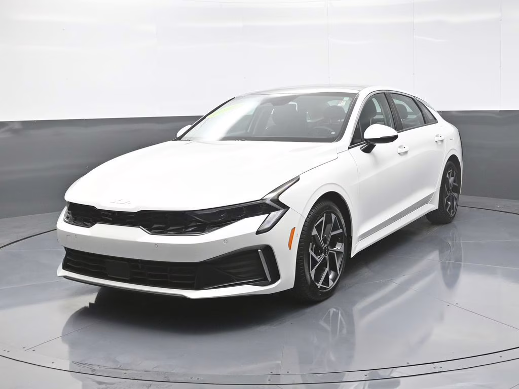 2025 Snow White Pearl Kia K5 EX FWD Sedan