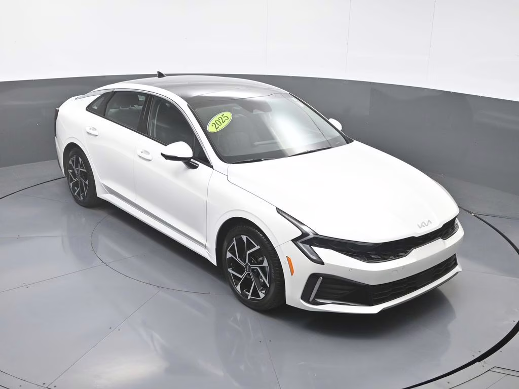 2025 Snow White Pearl Kia K5 EX FWD Sedan