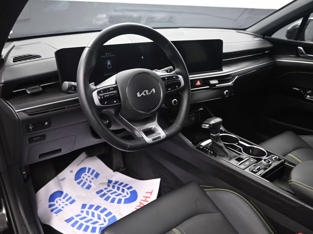 2026 Aurora Black Pearl Kia K5 GT FWD Sedan