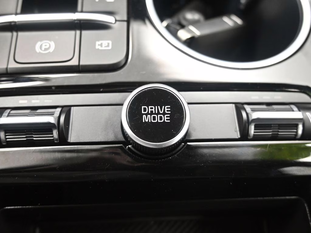 2026 Aurora Black Pearl Kia K5 GT FWD Sedan