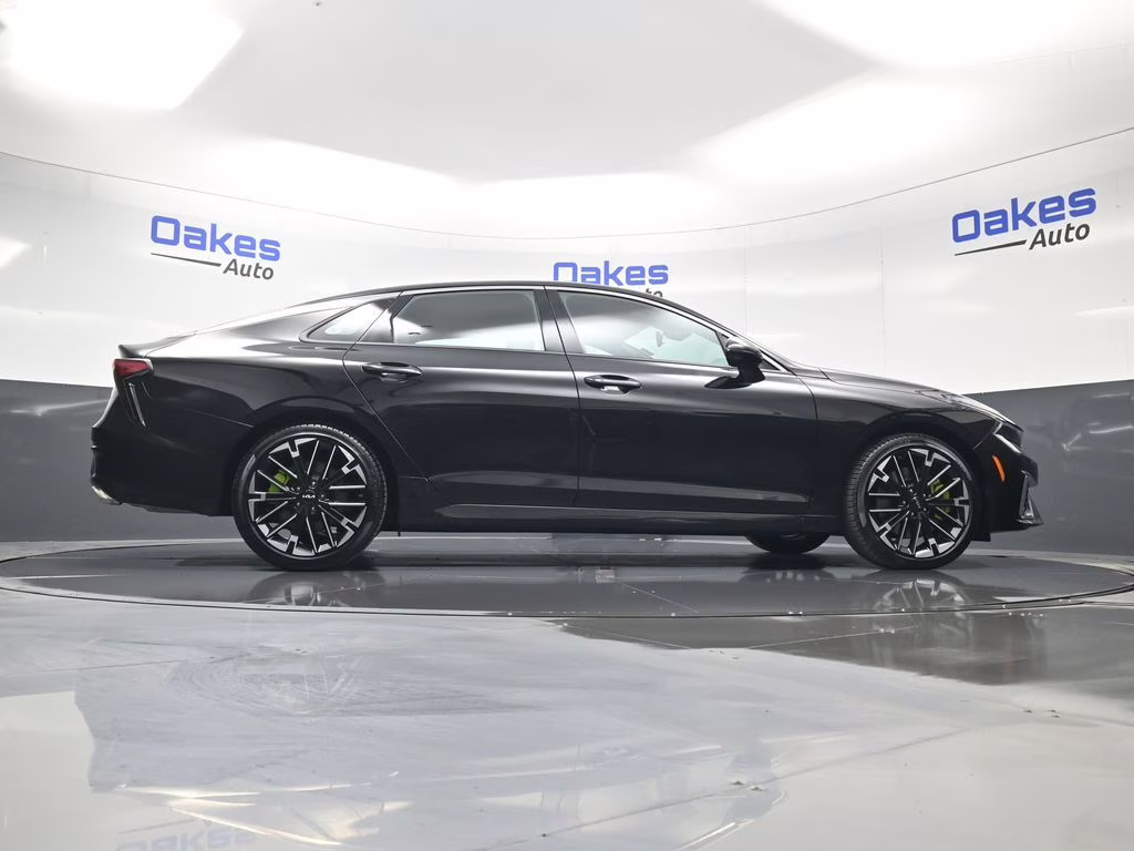 2026 Aurora Black Pearl Kia K5 GT FWD Sedan