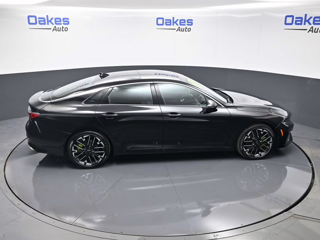 2026 Aurora Black Pearl Kia K5 GT FWD Sedan