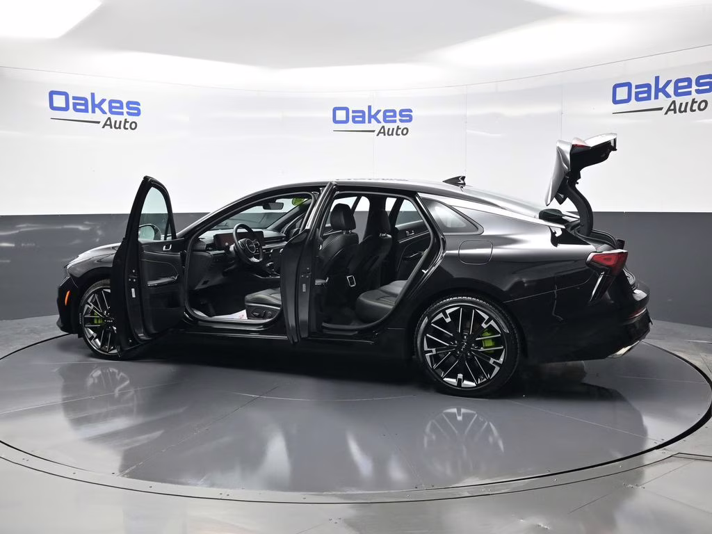 2026 Aurora Black Pearl Kia K5 GT FWD Sedan