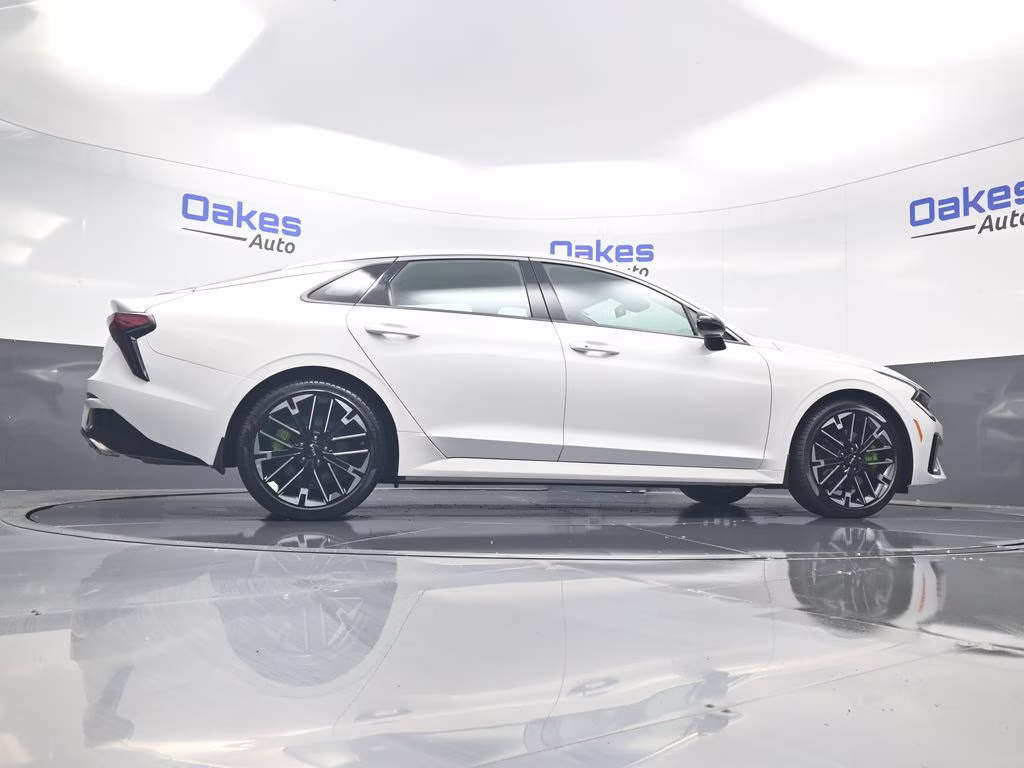 2026 Snow White Pearl Kia K5 GT FWD Sedan