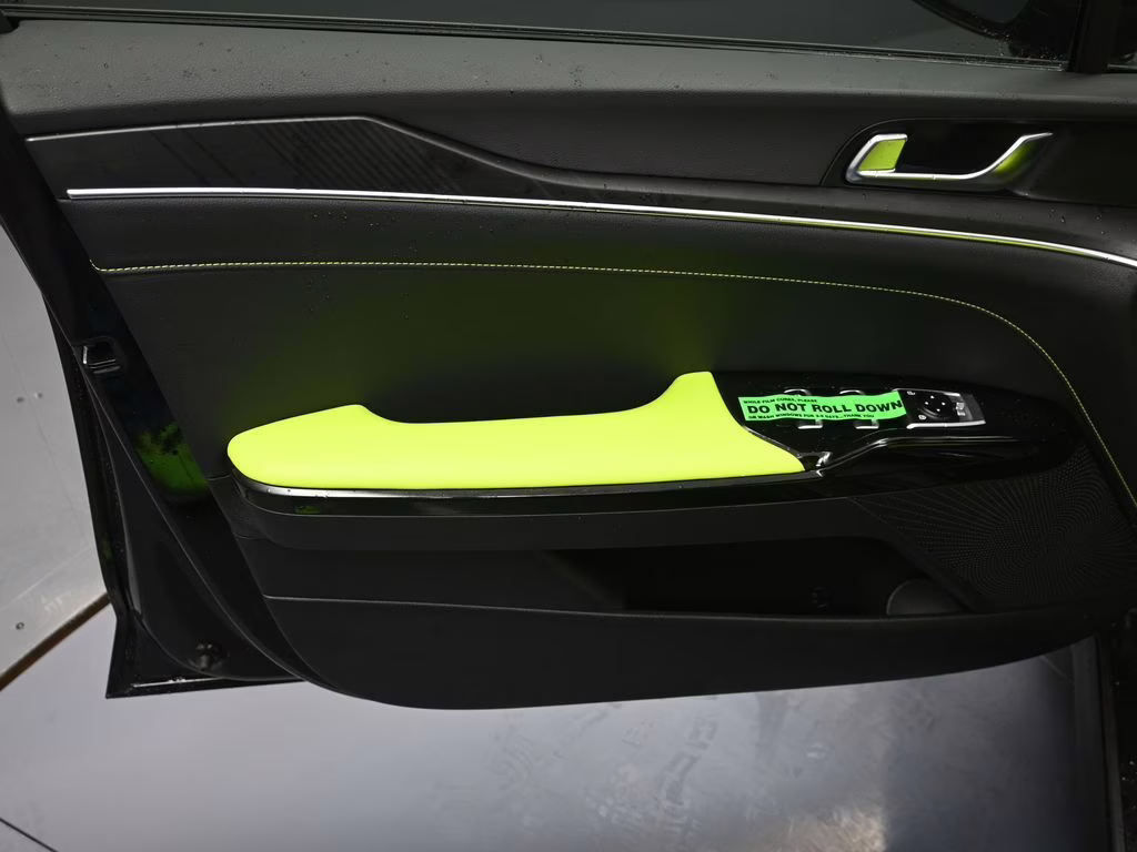 2026 Aurora Black Pearl Kia K5 GT FWD Sedan