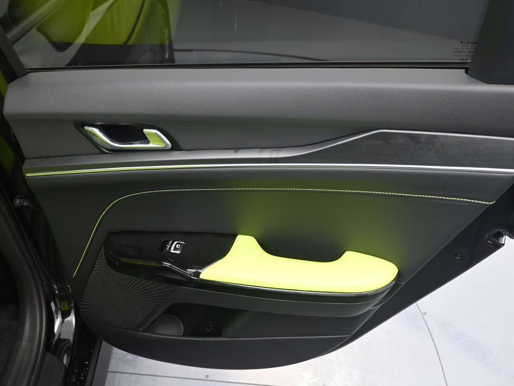 2026 Aurora Black Pearl Kia K5 GT FWD Sedan