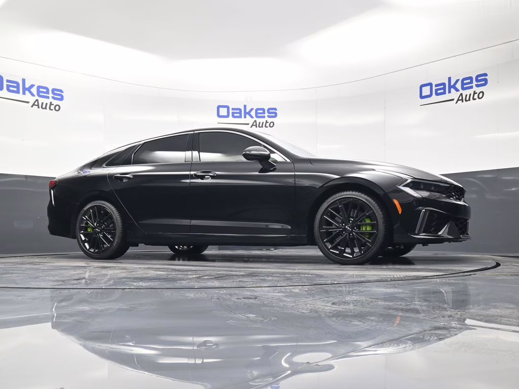 2026 Aurora Black Pearl Kia K5 GT FWD Sedan