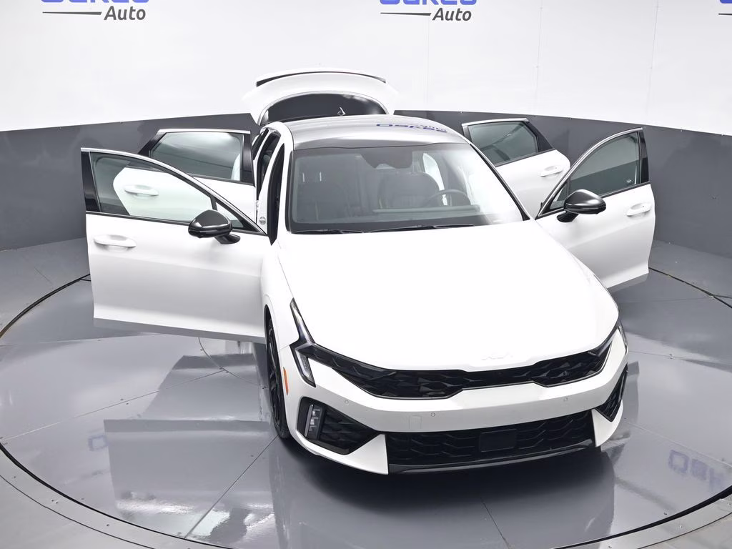 2026 Snow White Pearl Kia K5 GT FWD Sedan