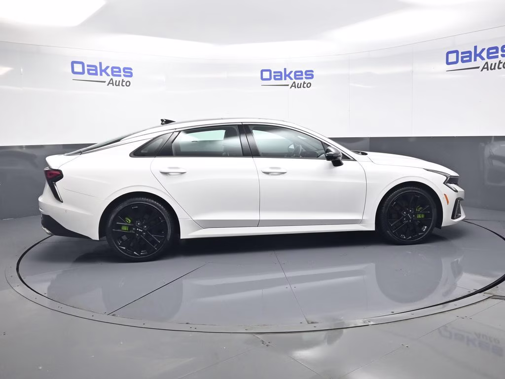 2026 Snow White Pearl Kia K5 GT FWD Sedan
