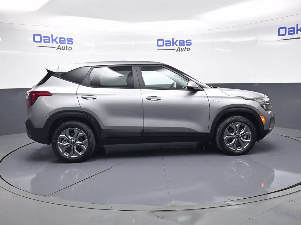 2026 Steel Gray Kia Seltos LX AWD SUV