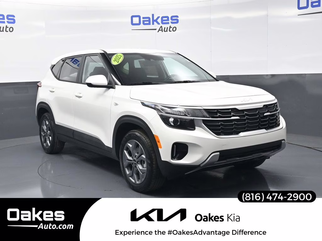 2025 Snow White Pearl Kia Seltos LX AWD SUV