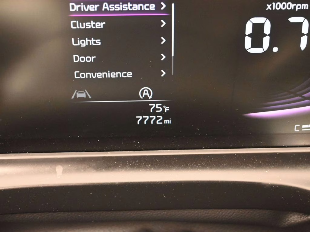 2025 Snow White Pearl Kia Seltos LX AWD SUV