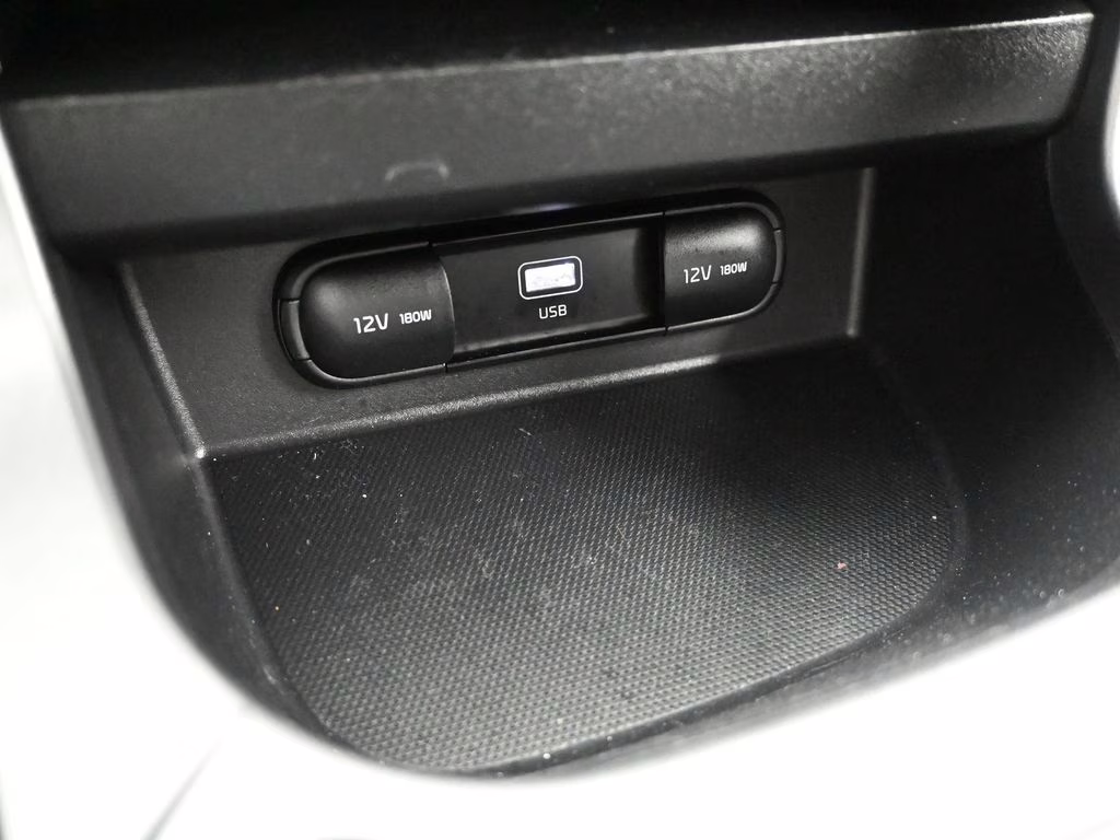 2025 Snow White Pearl Kia Seltos LX AWD SUV