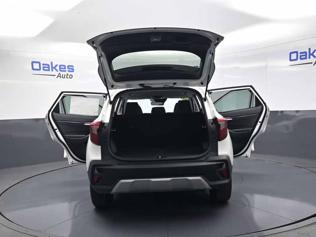 2025 Snow White Pearl Kia Seltos LX AWD SUV