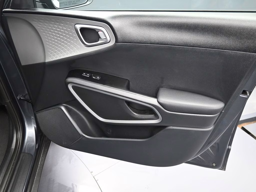 2025 Gray Kia Soul LX FWD Hatchback